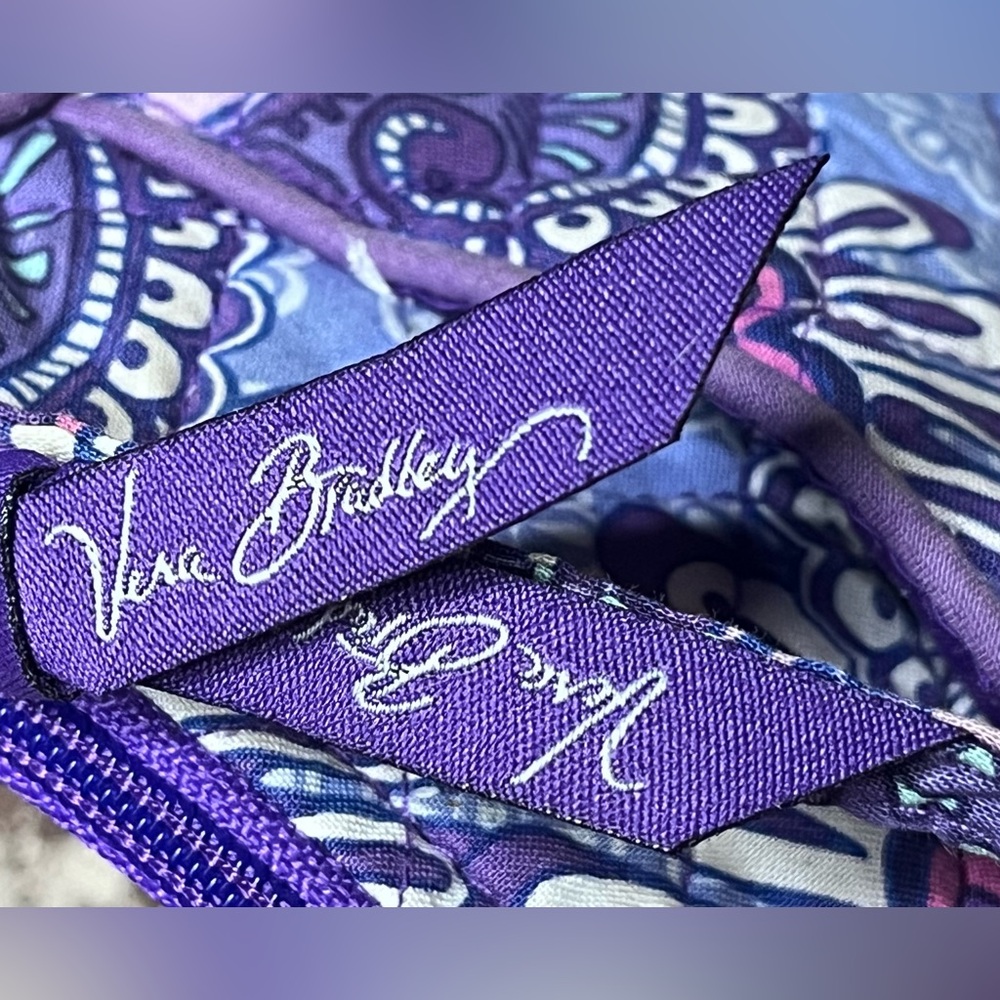 Vera Bradley Lilac Tapestry Small‎ Crossbody Shoulder Quilted Bag 8”by 6” - Picture 2 of 6